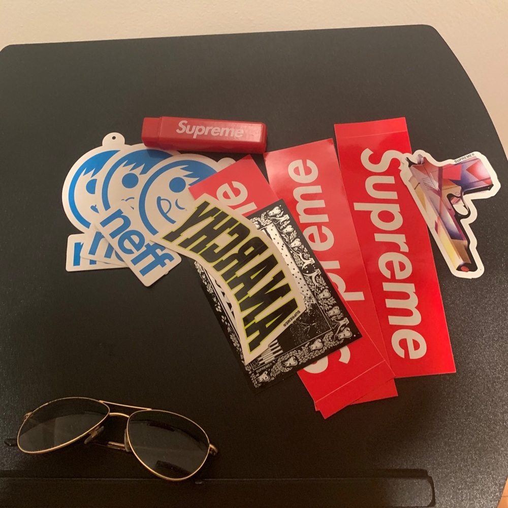 Supreme bundle - Picture 4 of 13